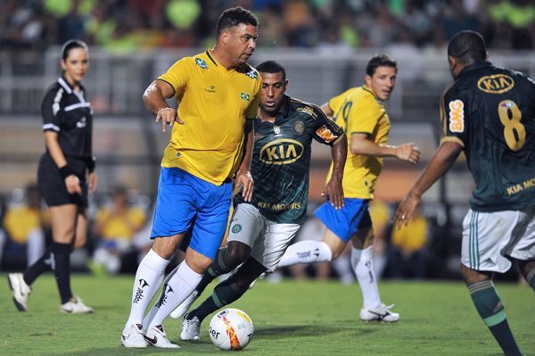 巴萨是一个 巴萨是一个