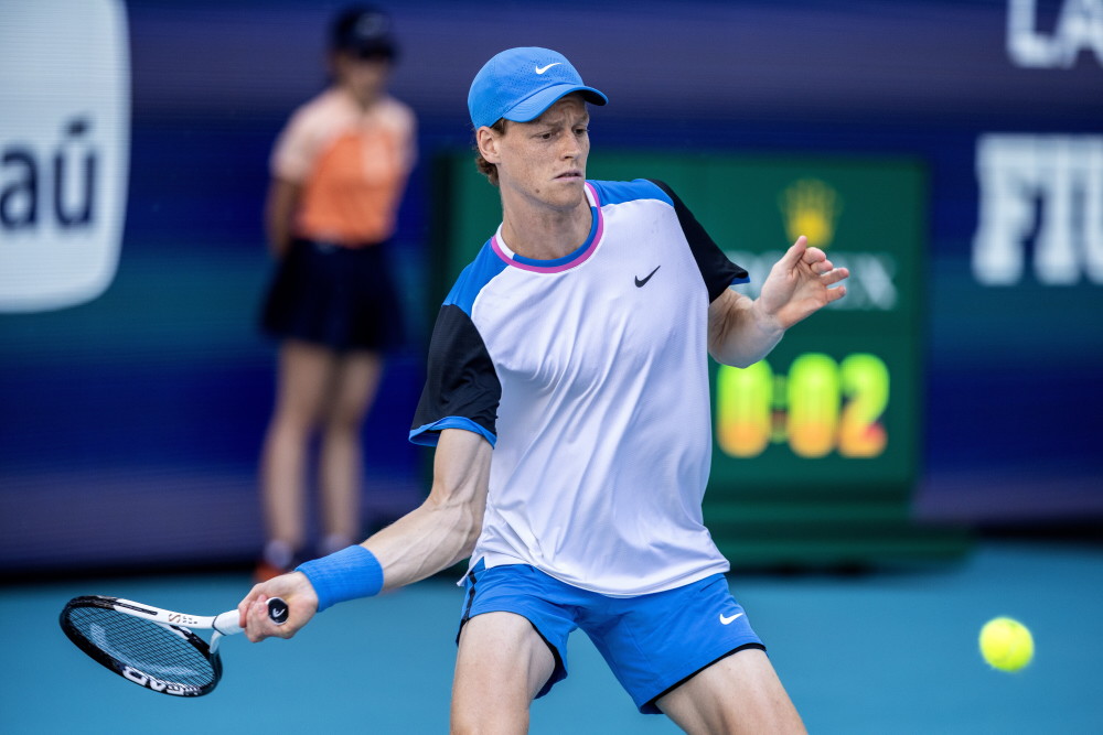 约基奇26+13掘金负森林狼 雷霆胜开拓者5连胜.