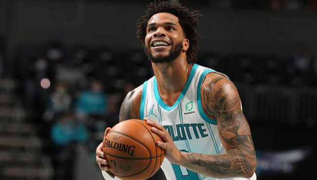 哈登砍24分8板8助难阻失利 出现5失误 正负值-17全场最低.