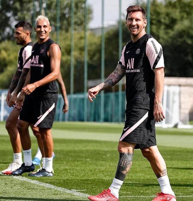 哈登砍24分8板8助难阻失利 出现5失误 正负值-17全场最低.