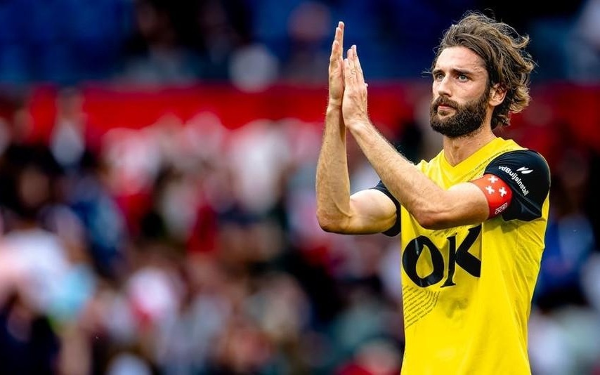 优异表现 优异表现