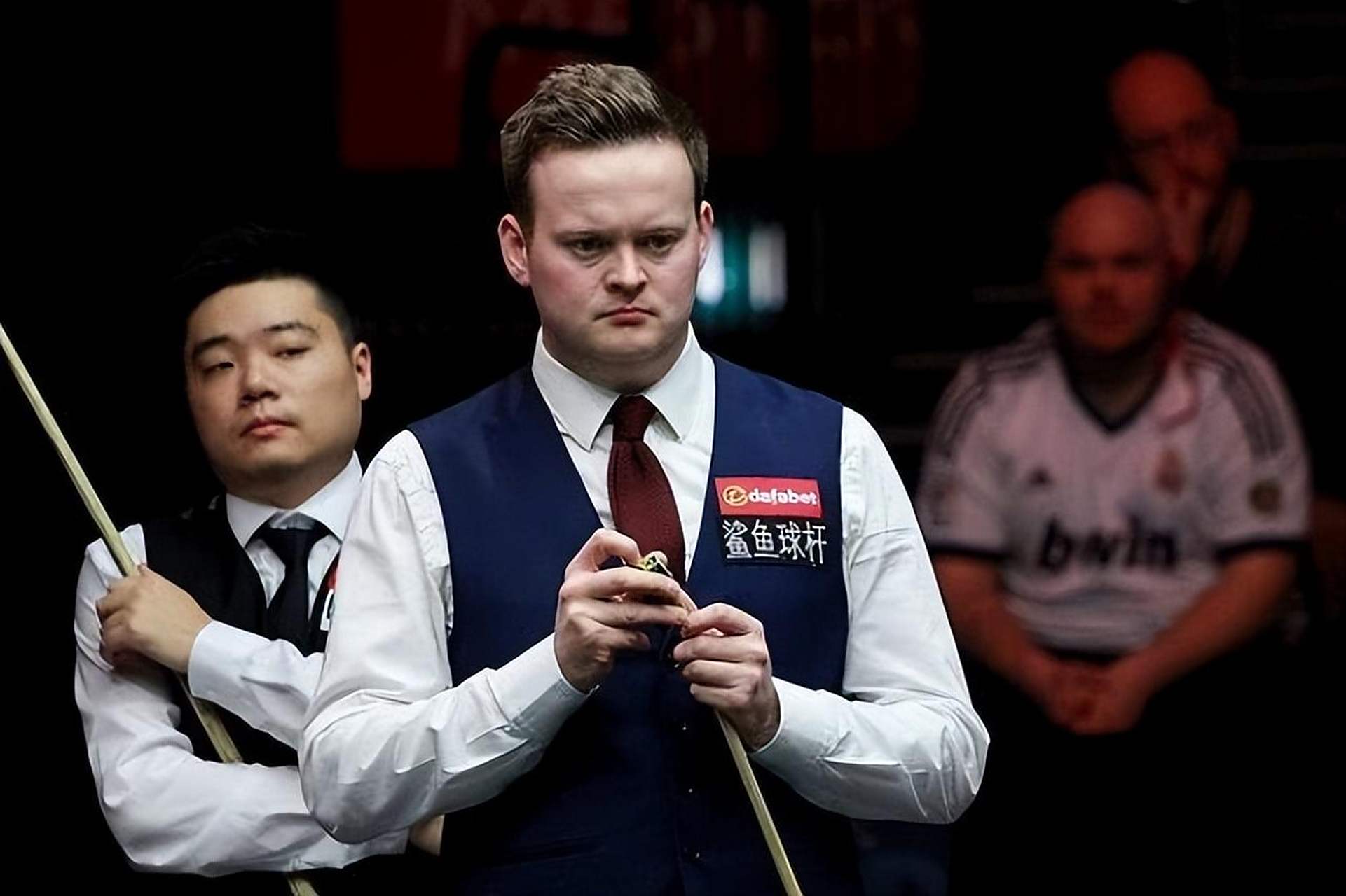 对比勇士 对比勇士